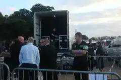 #image_title